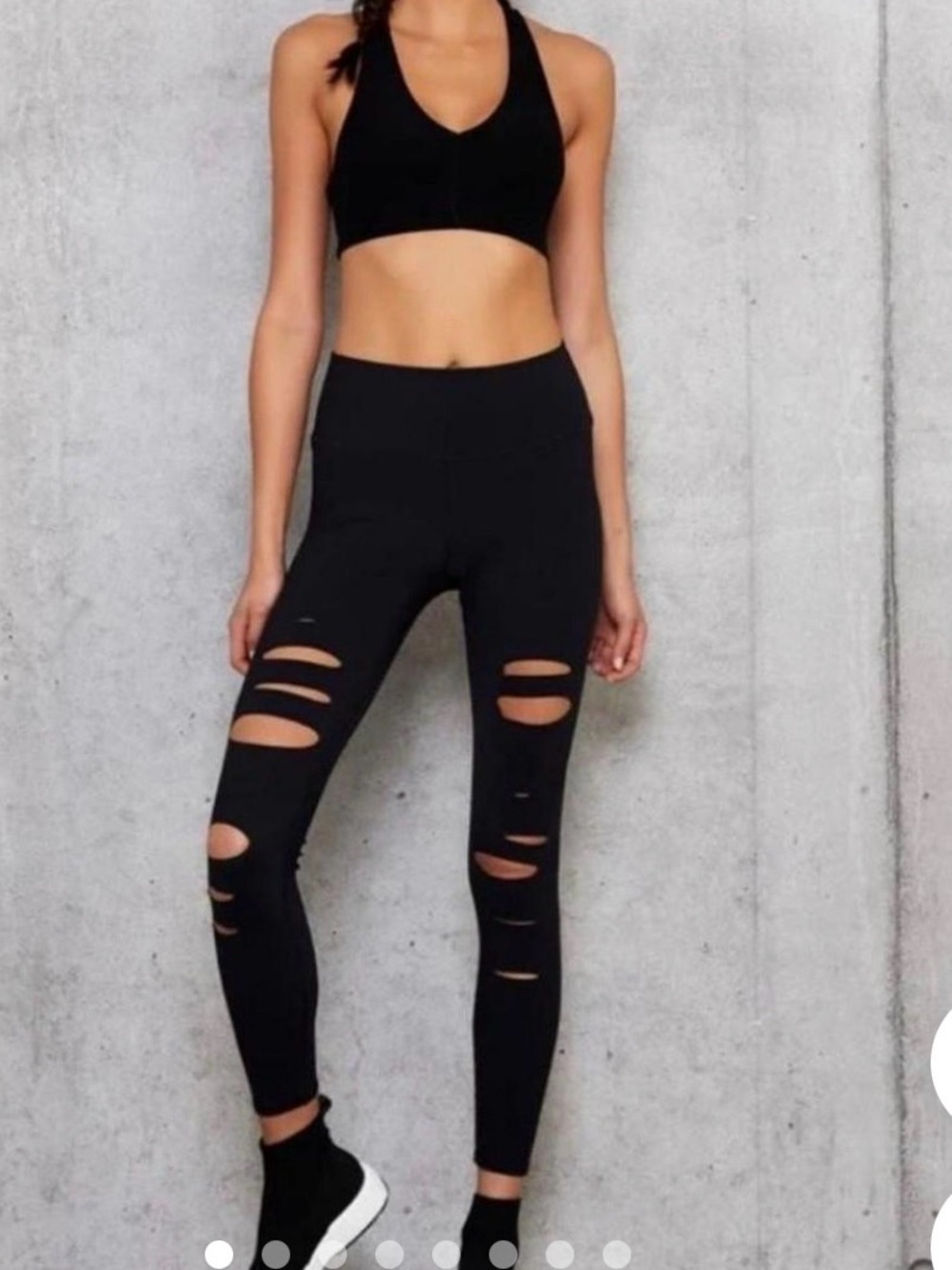 Alo Yoga Women's Ripped Warrior Leggings size M